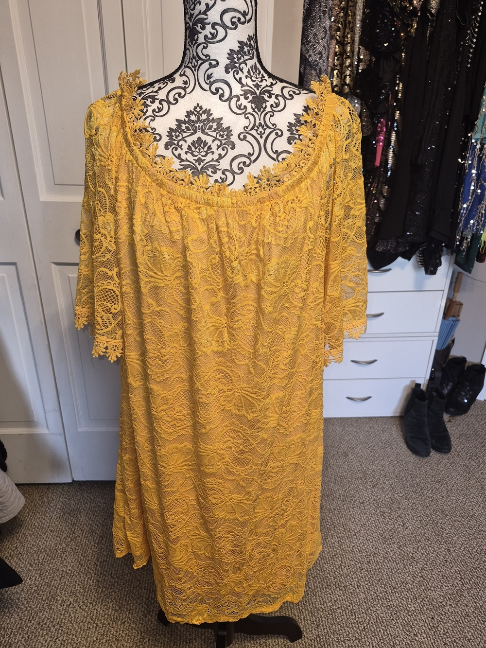 NWT - Miholl - MIHOLL Yellow Lace Off-Shoulder Dress - XXL